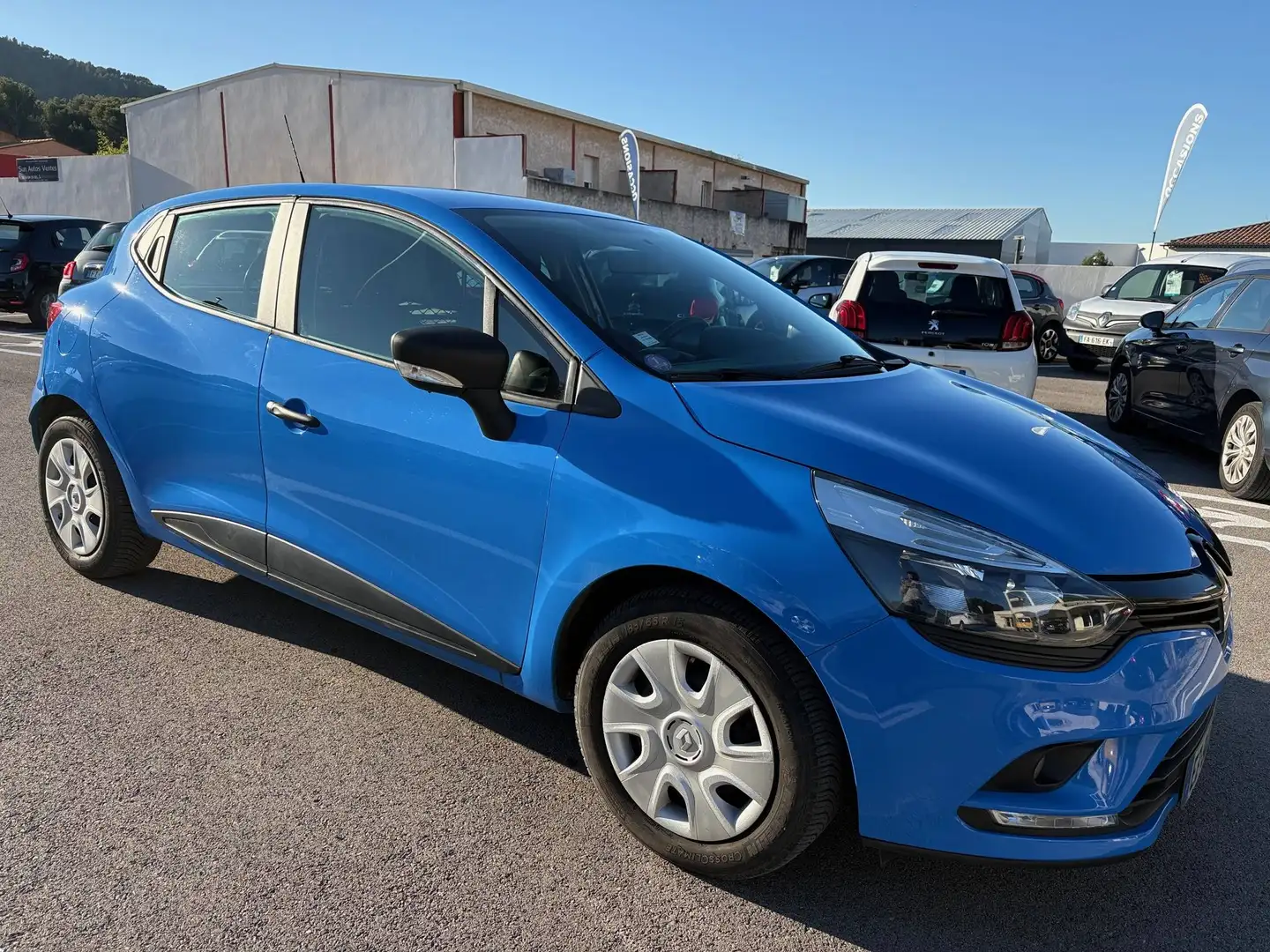 Renault Clio SOCIETE 1.2 16V 75 AIR Bleu - 2