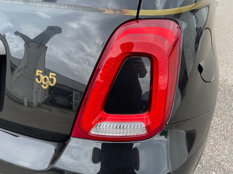 Abarth 500 595 Convertible E6D 595C Scorpione Oro 165PS — photo 11