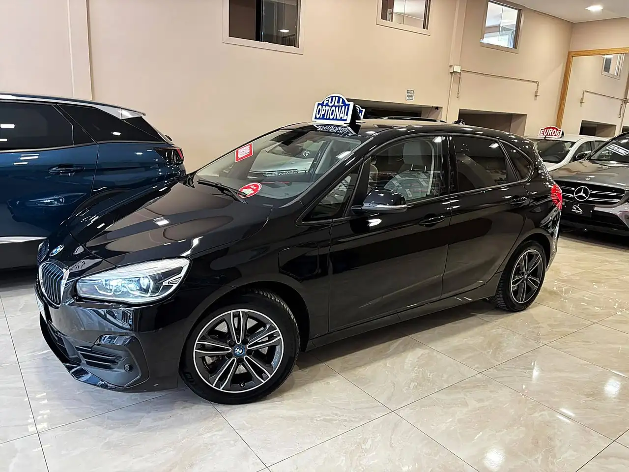 BMW 225