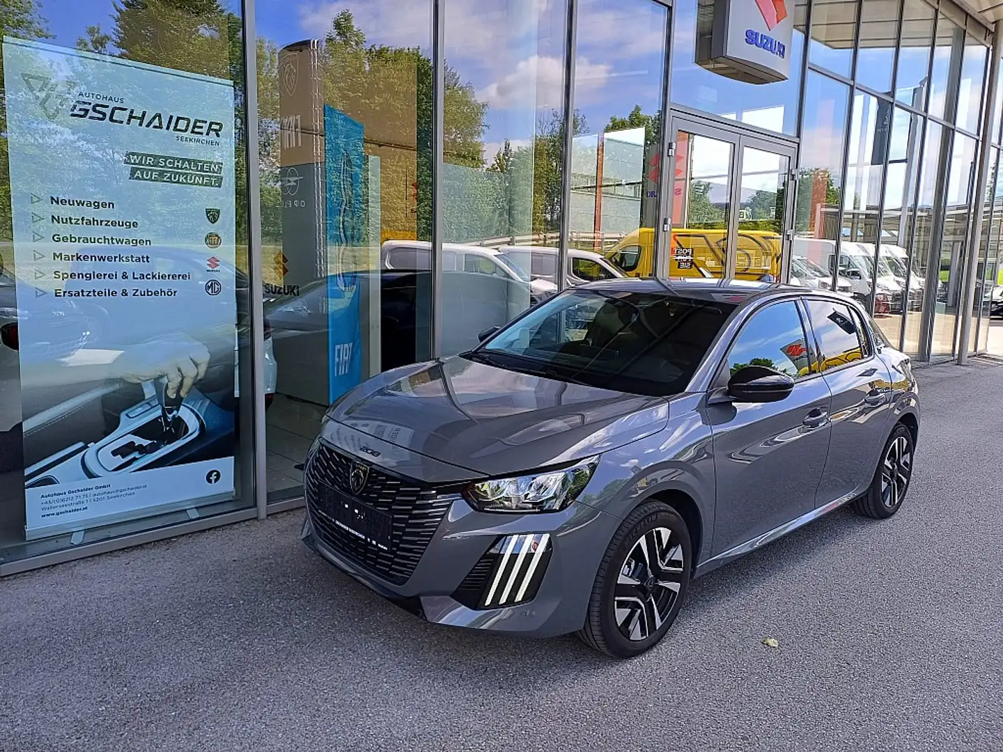 Peugeot e-208 E208 ALLURE Elektromotor 156 (Batterie 54kWh) Grau - 1