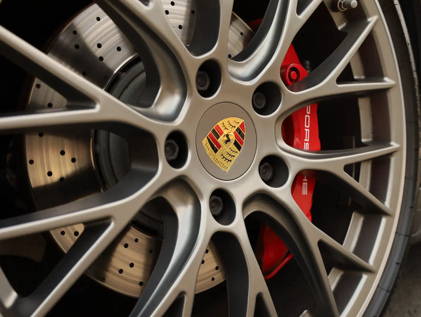 Porsche 911 Carrera 4s Grijs - 2