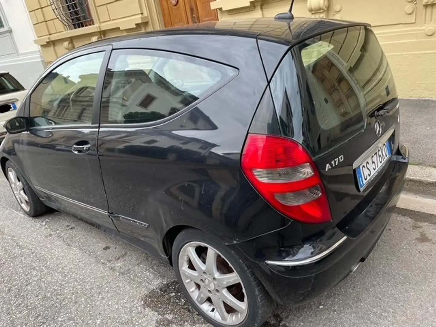 Mercedes-Benz A 170 Avantgarde Чёрный - 2