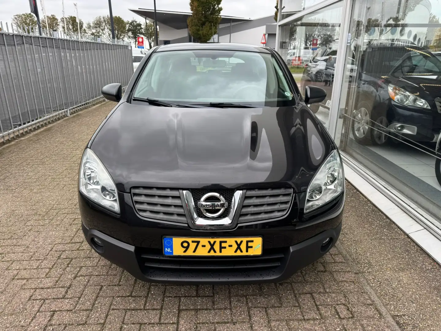 Nissan Qashqai 1.6 Visia | Trekhaak | Airco | Elektrische ramen | Nero - 2