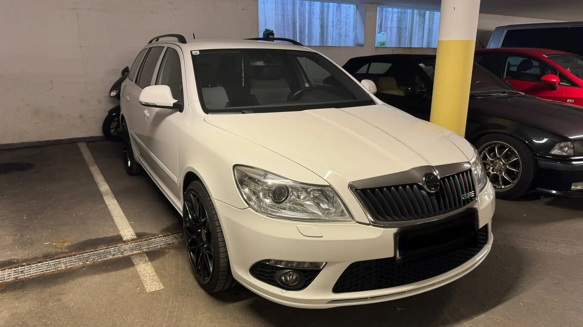 Skoda Octavia Combi RS TSI Weiß - 1