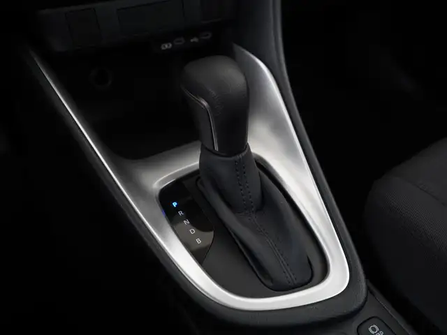 Toyota Yaris view 10