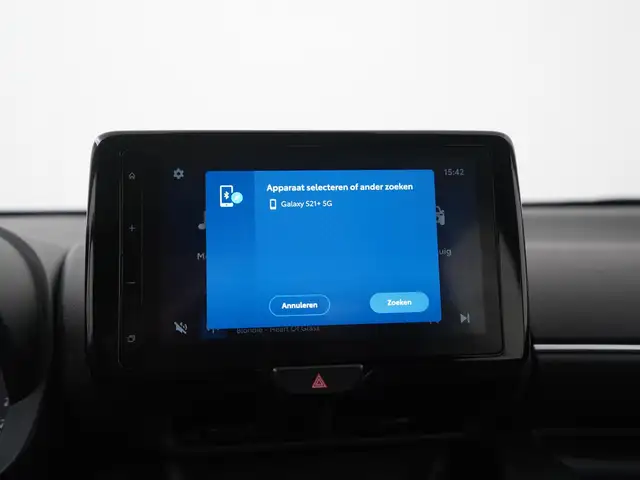 Toyota Yaris view 13