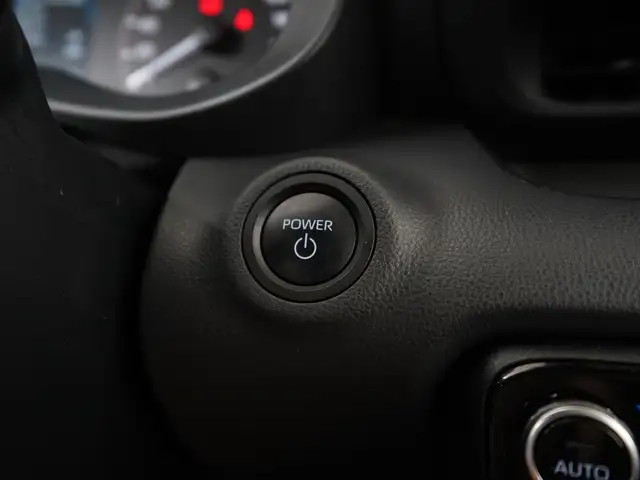 Toyota Yaris view 28