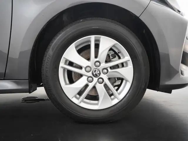 Toyota Yaris view 22