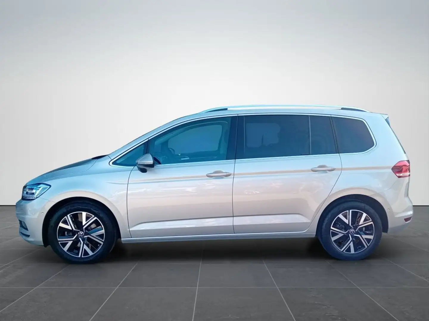 Volkswagen Touran 2.0 TDI SCR DSG Highline*AHK*Navi*Pano* Beige - 2