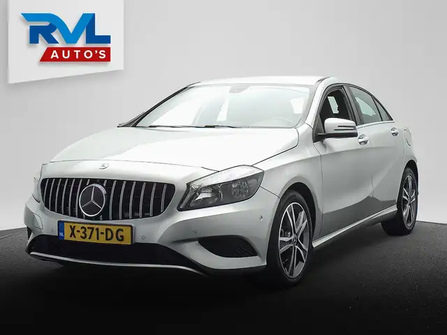 Mercedes-Benz A 180 Ambition Navigatie Stoelverwarming