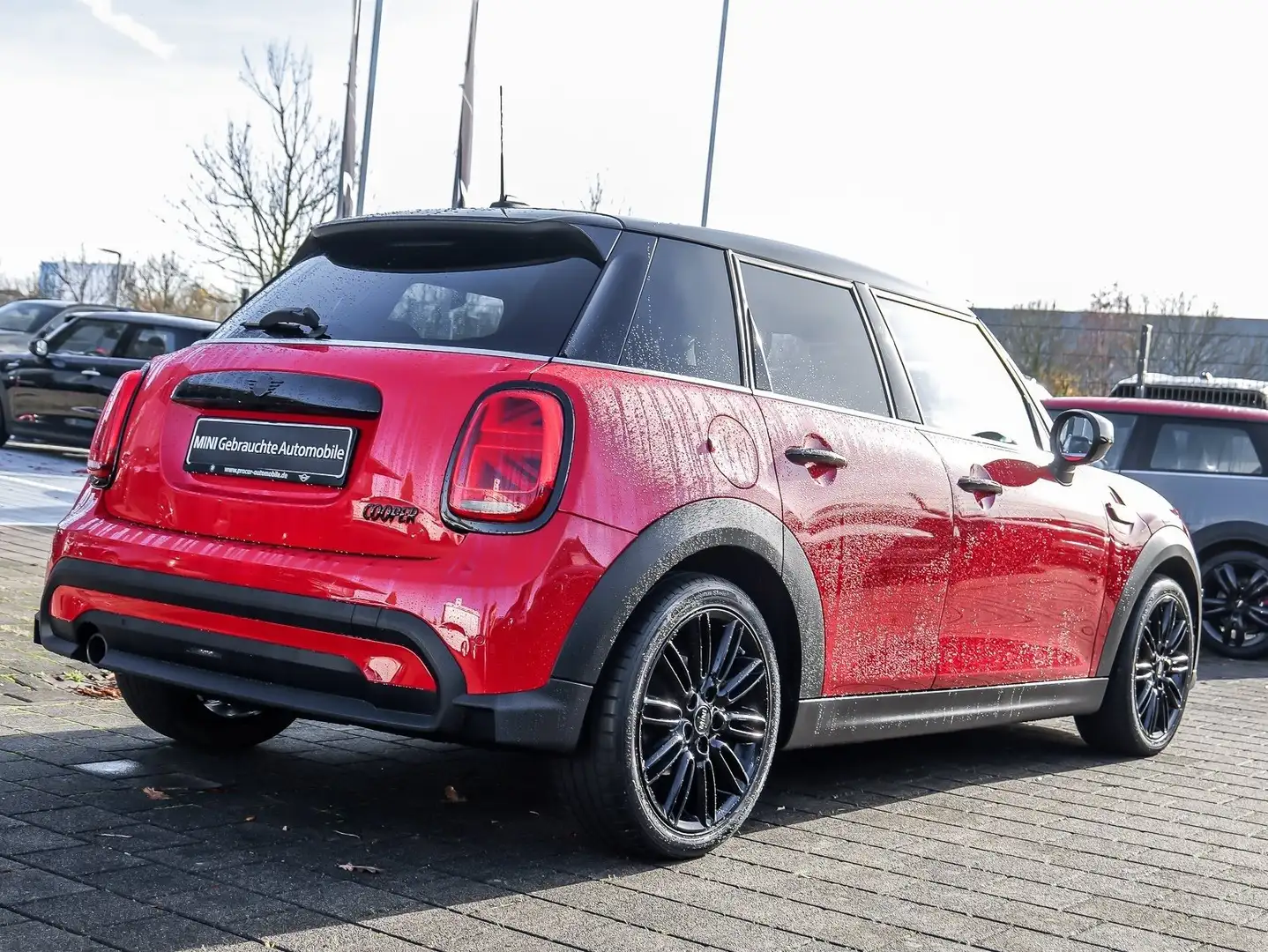 MINI Cooper 5-Türer NAVI LED PDC V+H Rot - 2