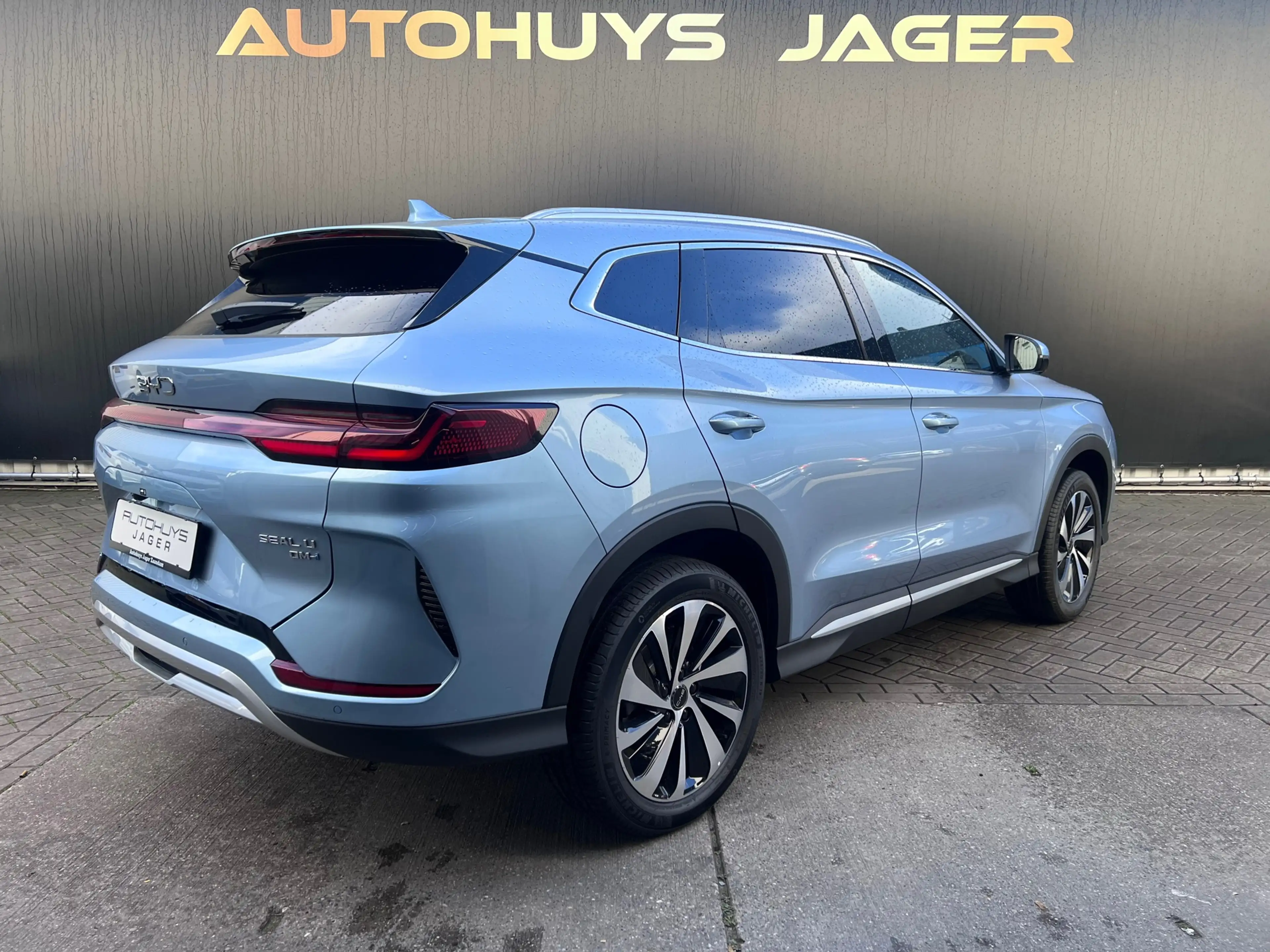 BYD Seal U 1.5 T DM-i AWD Design - Longe Range Pano HUD Venti — photo 6