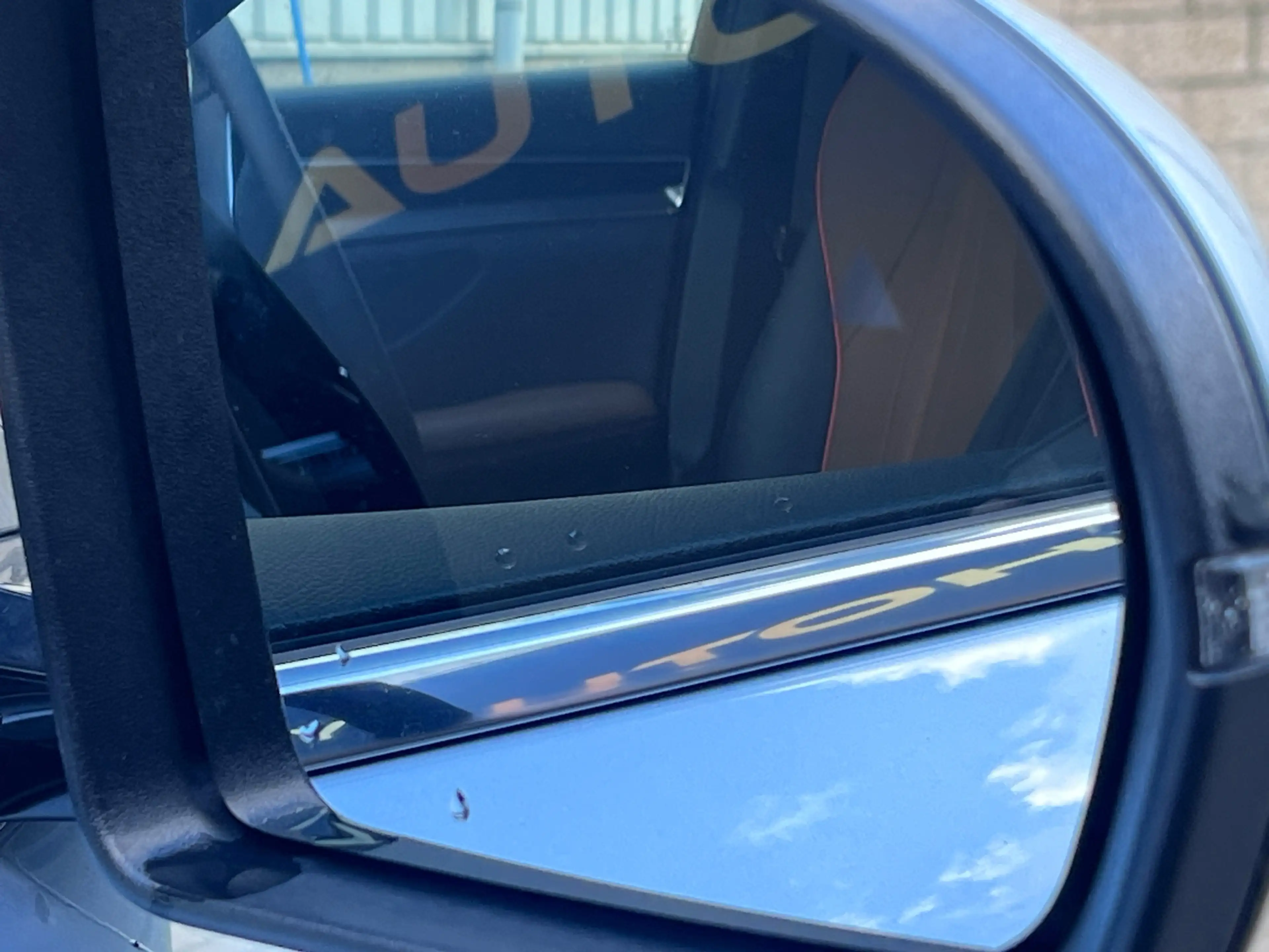 BYD Seal U 1.5 T DM-i AWD Design - Longe Range Pano HUD Venti — photo 15