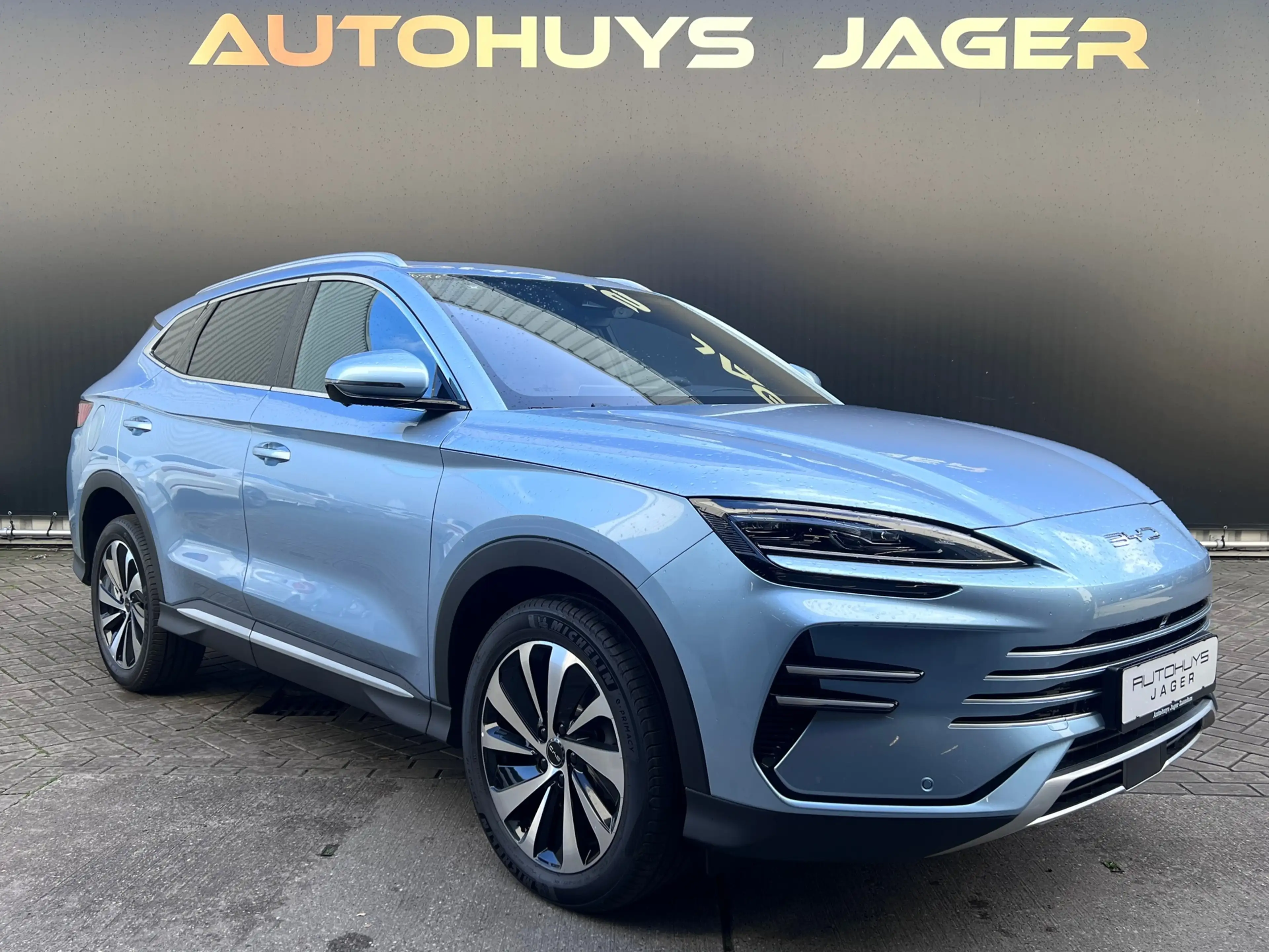 BYD Seal U 1.5 T DM-i AWD Design - Longe Range Pano HUD Venti — photo 8