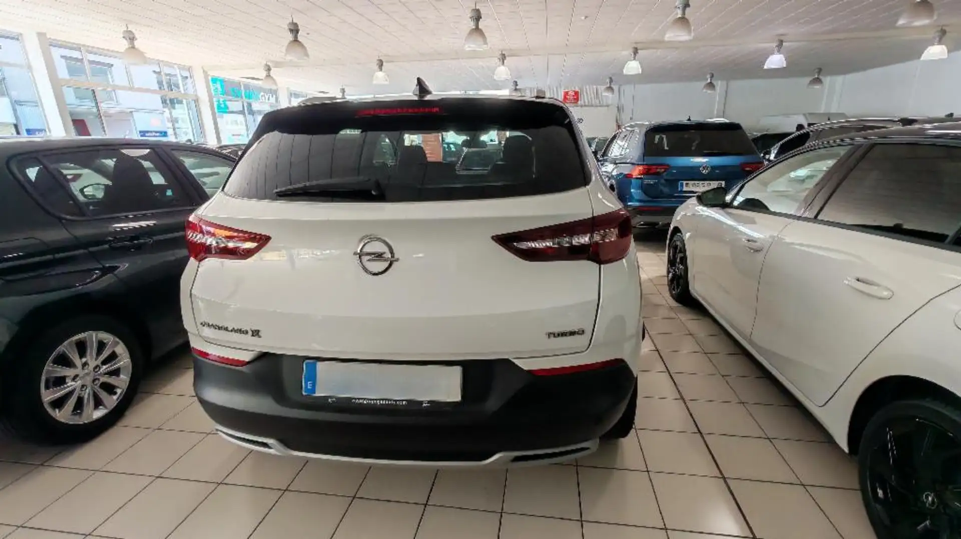 Opel Grandland X 1.2T S&S Ultimate 130 - 2
