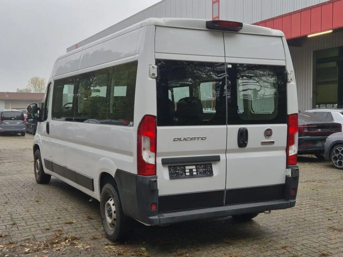 Fiat Ducato L4H2 SHUTTLE-8Sitzer-Kamera*Klimaut.* Blanc - 2