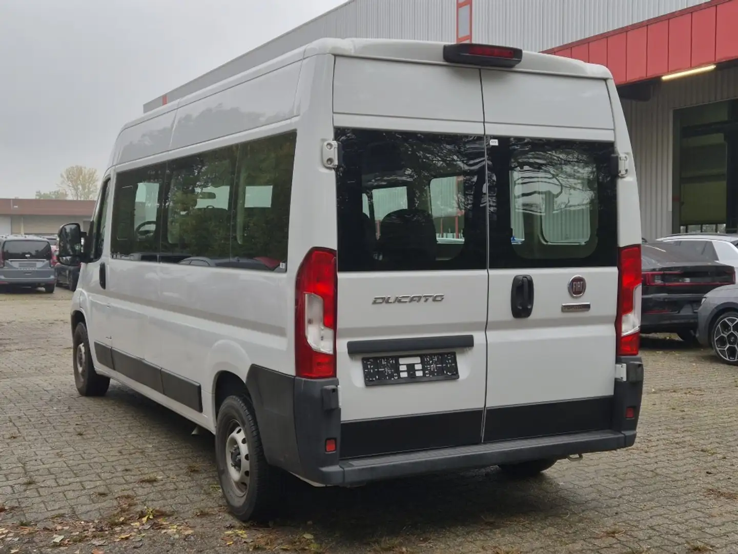 Fiat Ducato L4H2 SHUTTLE-8Sitzer-Kamera*Klimaut.* Weiß - 2