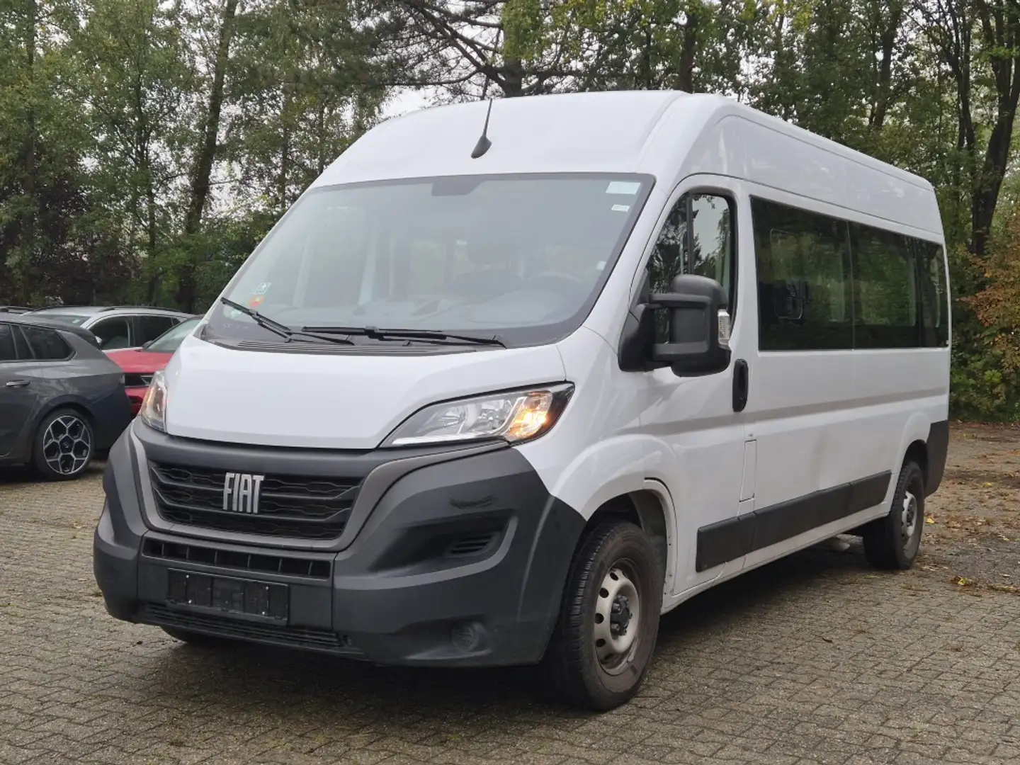 Fiat Ducato L4H2 SHUTTLE-8Sitzer-Kamera*Klimaut.* Weiß - 1