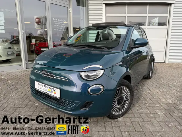Fiat 500e Icon / Cabrio / Rückfahrkamera / Winterpaket