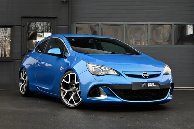 Opel Astra 2.0i OPC - Recaro - Brembo - 20" - KW V3 - 280pk