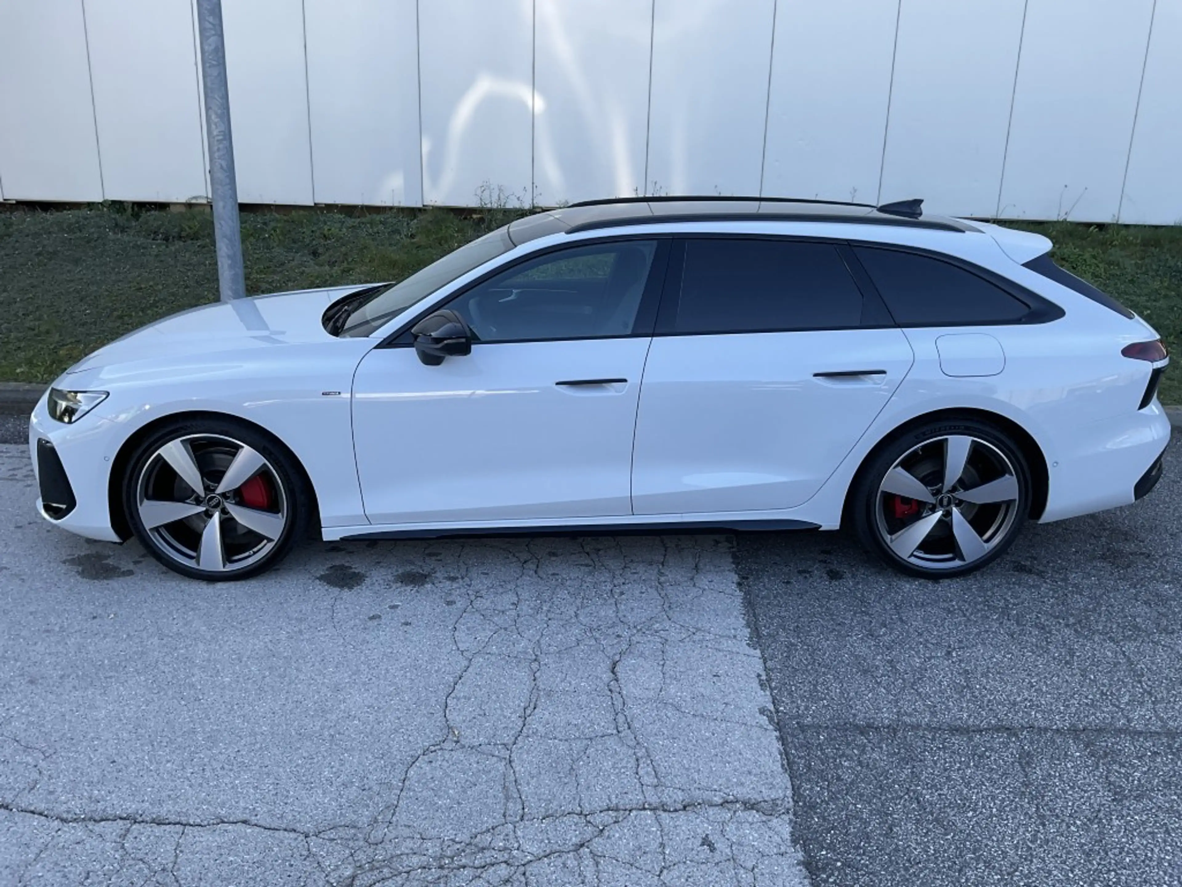 Audi A6 Avant e-hybrid quattro 270 kW — photo 2