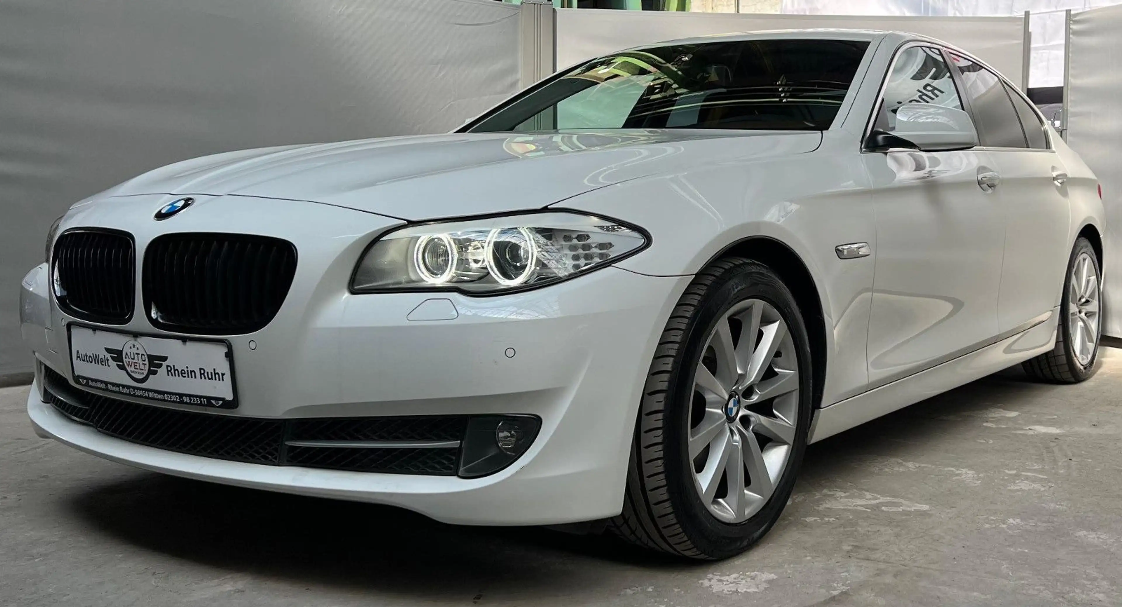 BMW 528 i 530i Leder Xenon Komfortzugang SSD