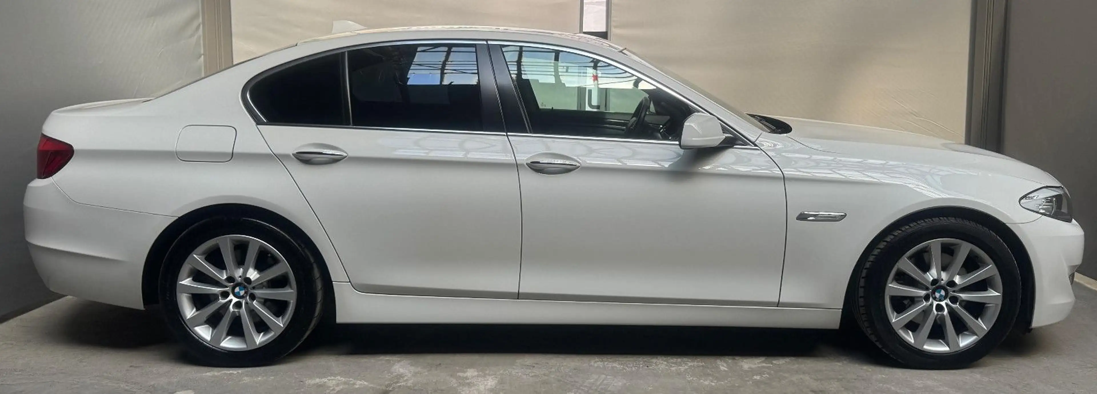 BMW 528 i 530i Leder Xenon Komfortzugang SSD — photo 9