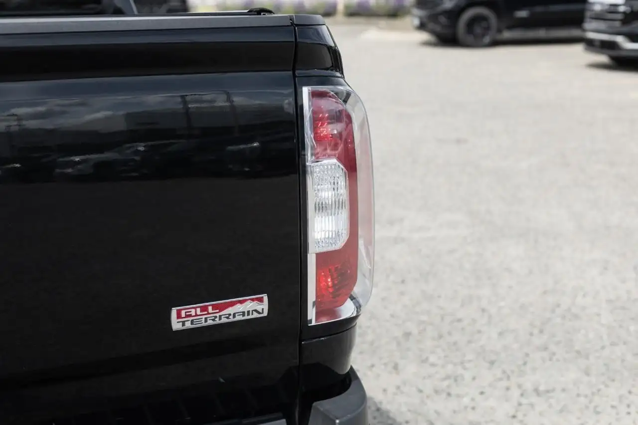 GMC Canyon снимка GMC Canyon