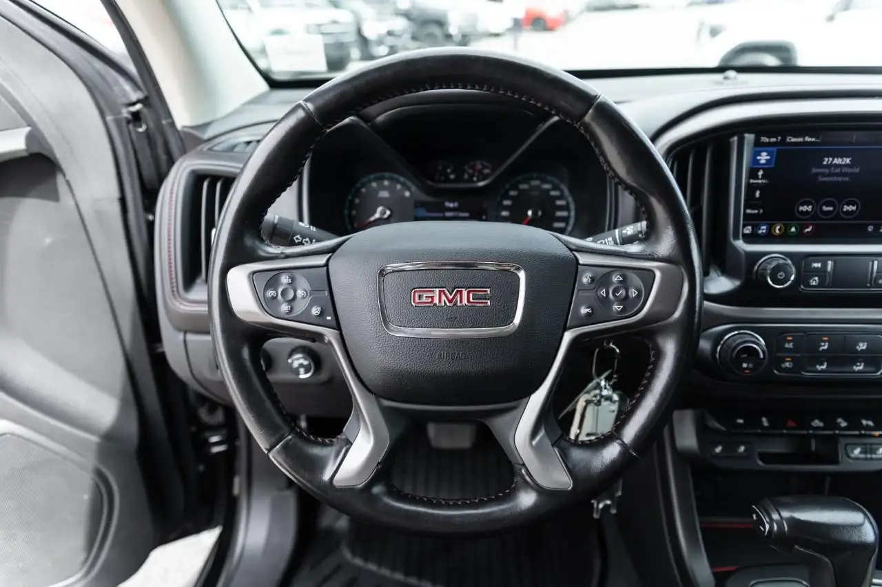 GMC Canyon снимка GMC Canyon