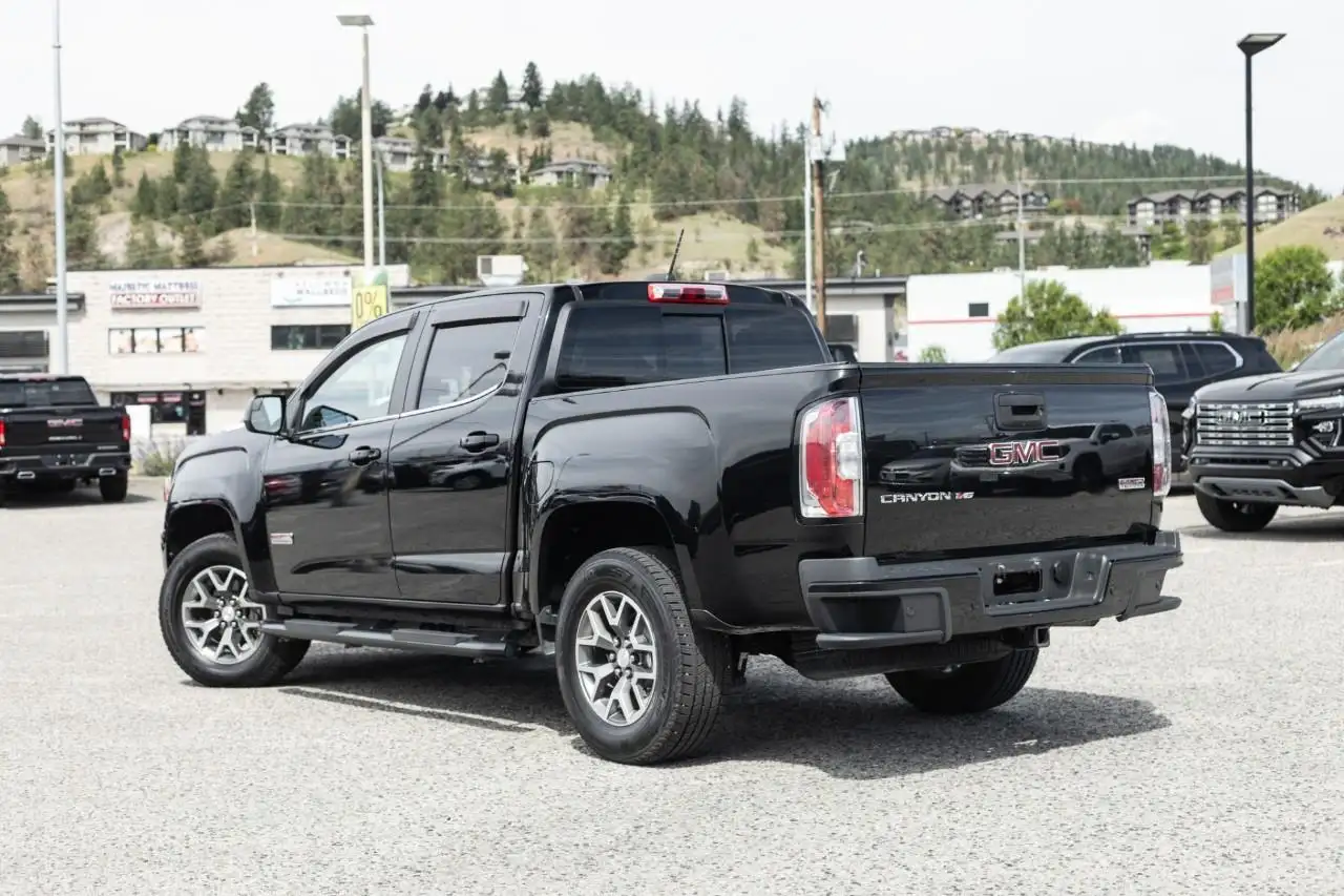 GMC Canyon снимка GMC Canyon