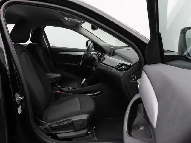 BMW X2 view 24