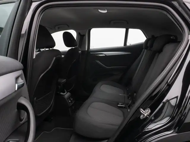 BMW X2 view 25