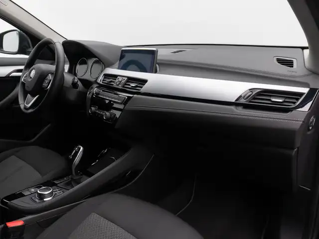 BMW X2 view 23