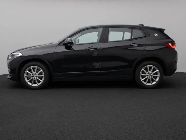 BMW X2 view 11