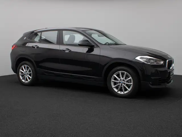 BMW X2 view 4