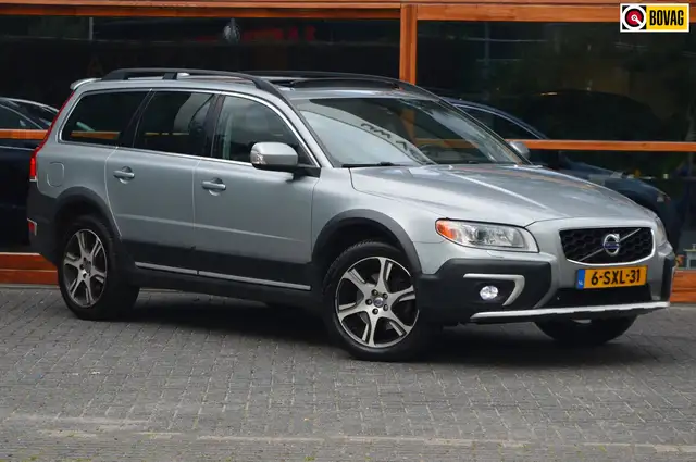 Volvo XC70 2.4 D5 Nordic+ AWD | Panoramadak | Stoelverwarming