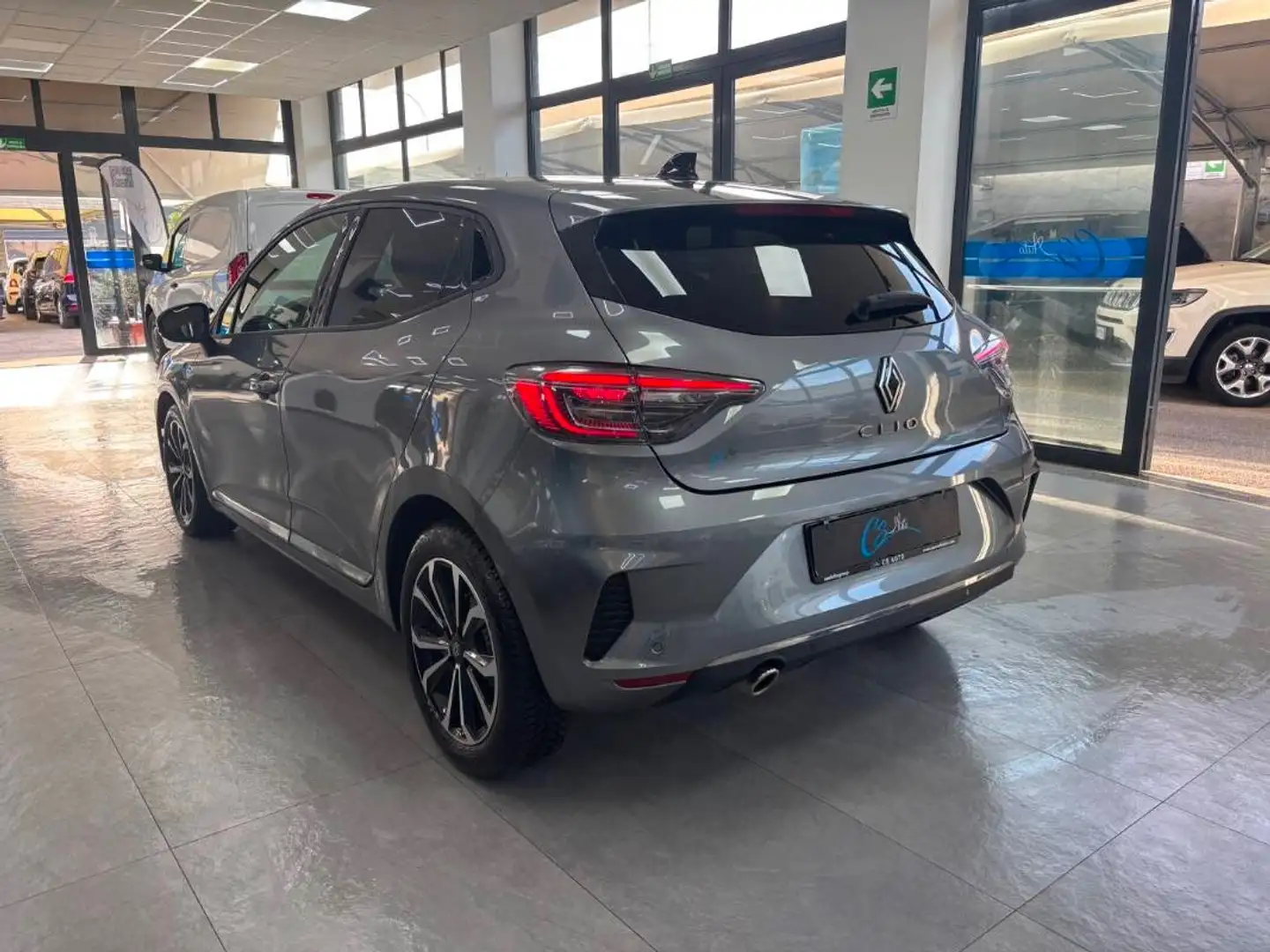 Renault Clio 1.0 tce Techno 90cv Grigio - 2