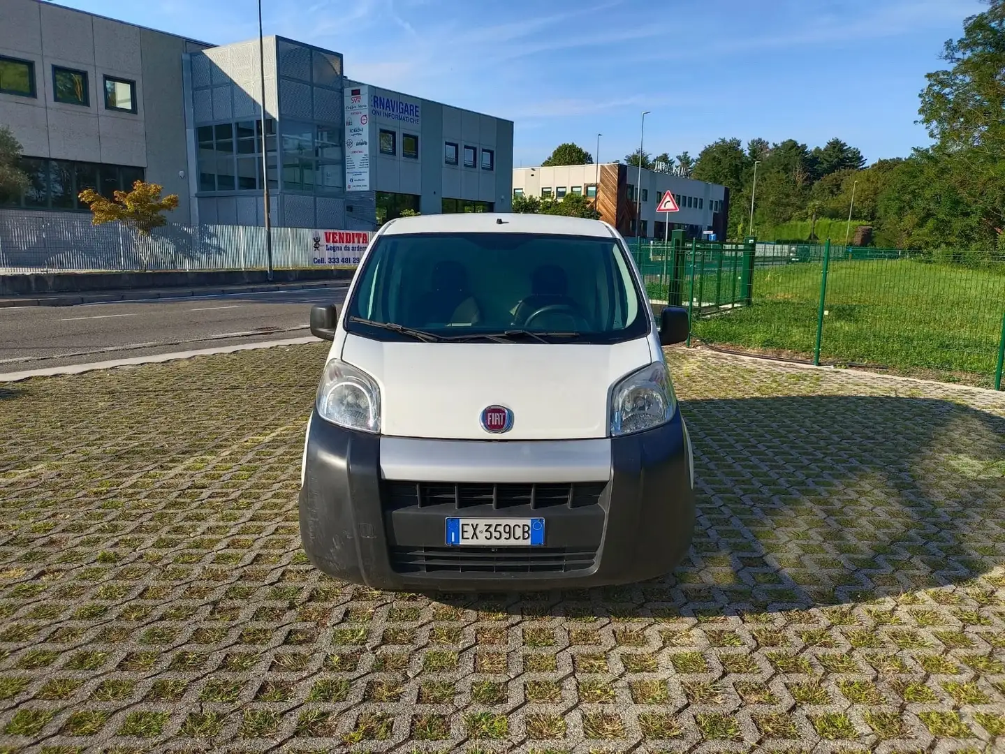 Fiat Fiorino 1.3 Mjt 75Cv*Neopatentati*4Porte*Tagliandi Белый - 2