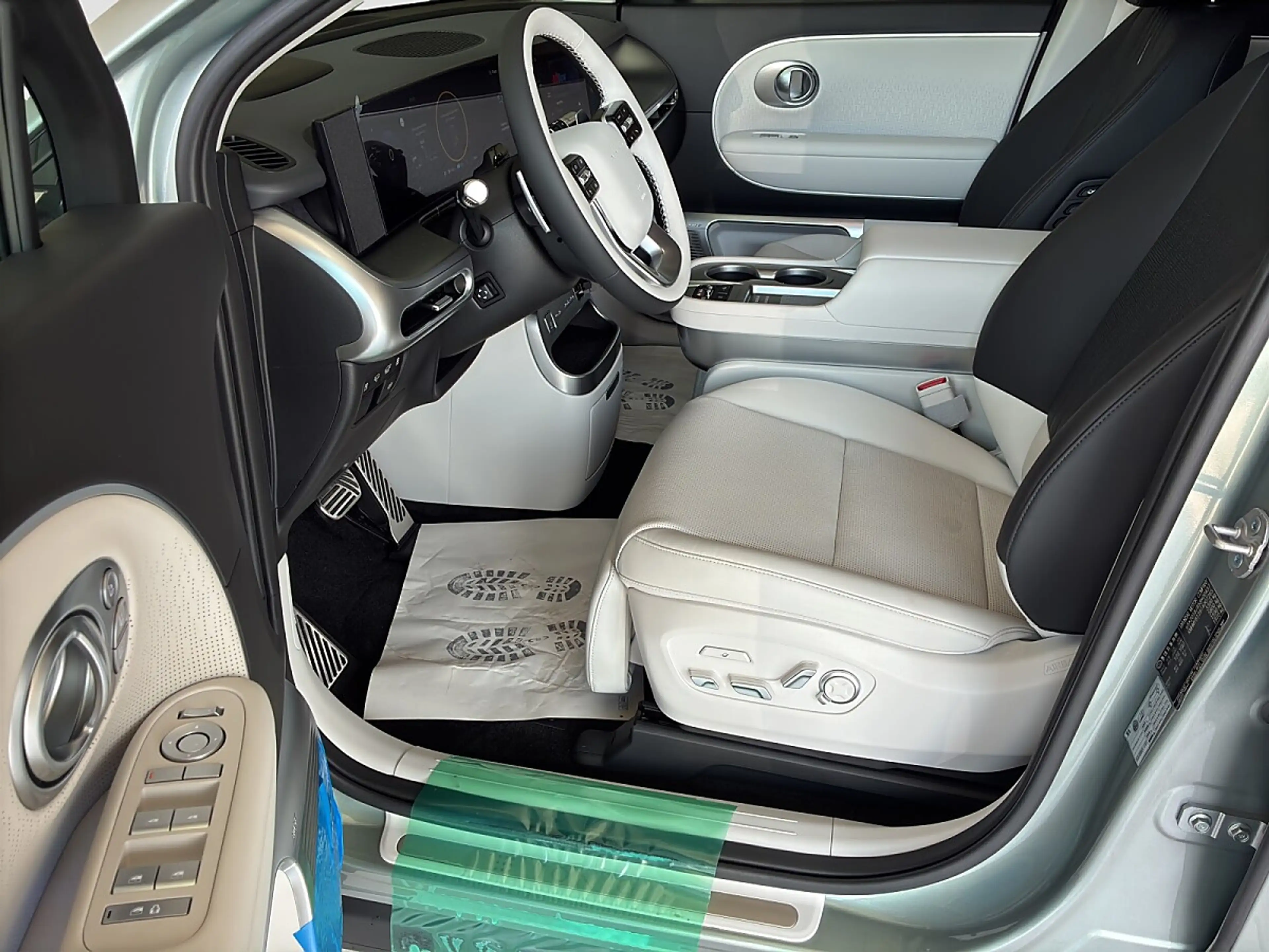 Hyundai IONIQ 9 Ioniq 9 Elektro 110kWh 4WD 7Stz.Calligraphy*Sup... — photo 8