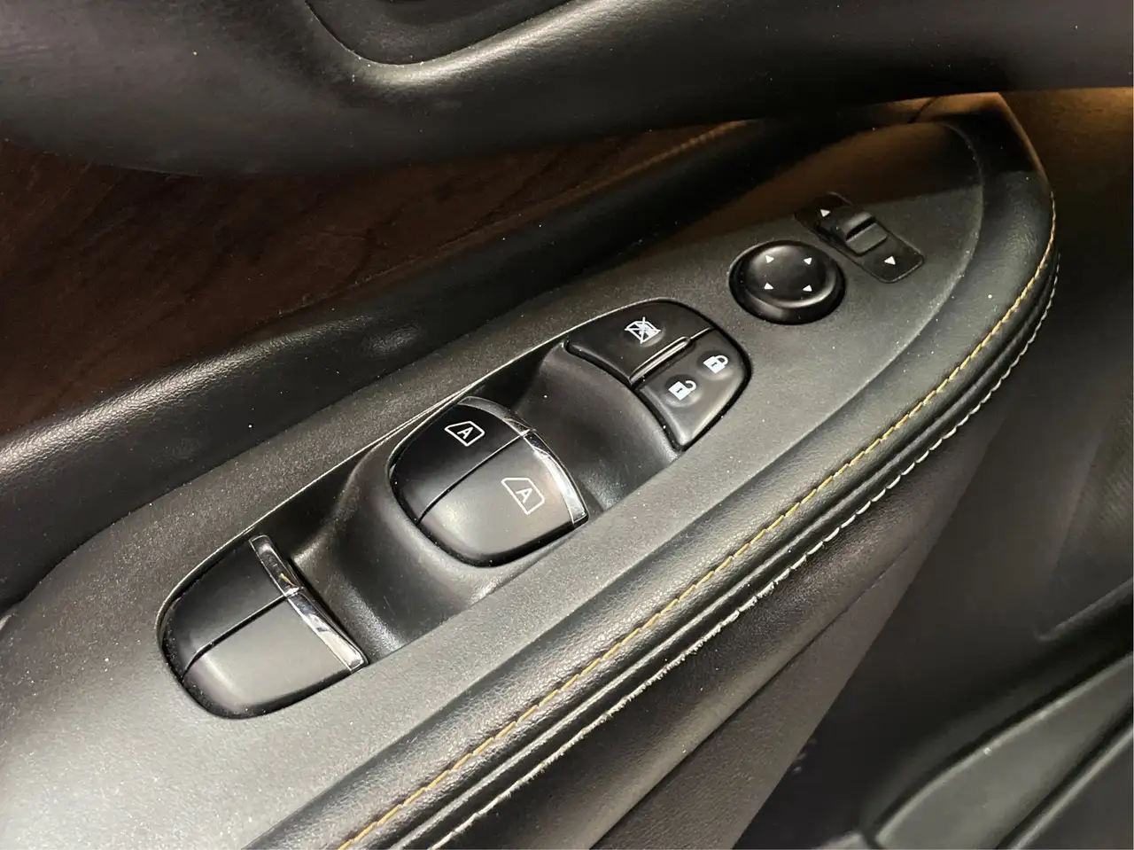 Nissan Murano снимка Nissan Murano