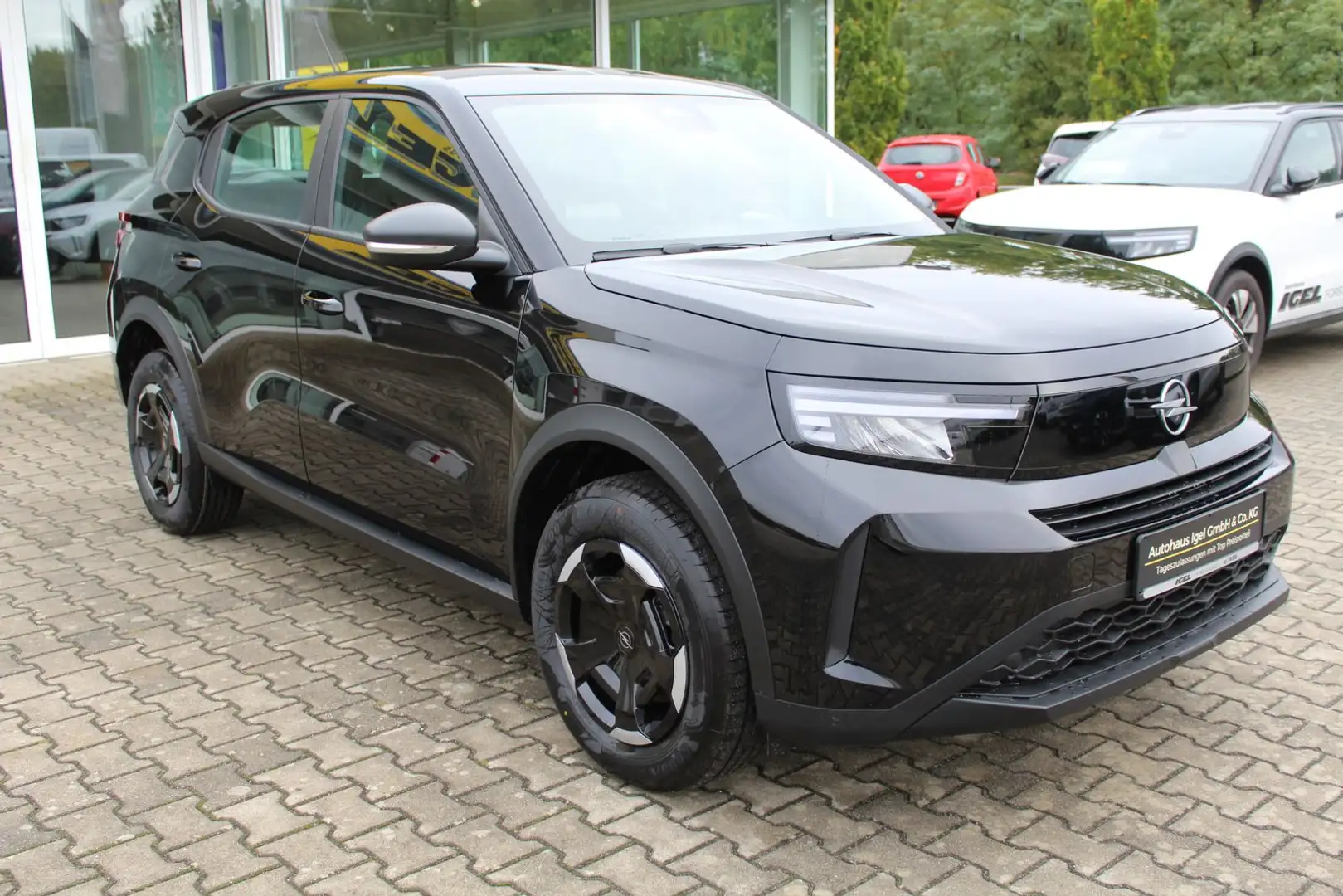 Opel Frontera Klimaautomatik, Sitzheizung, LED, NAVI Zwart - 1