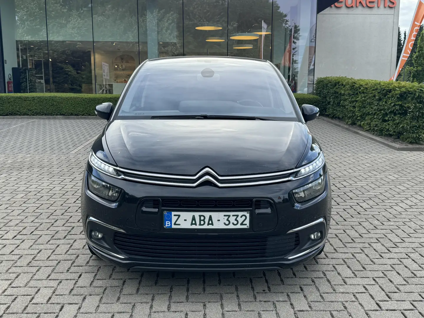 Citroen C4 Picasso 1.2 essence , gps , airco , caméra , carnet ! Zwart - 2