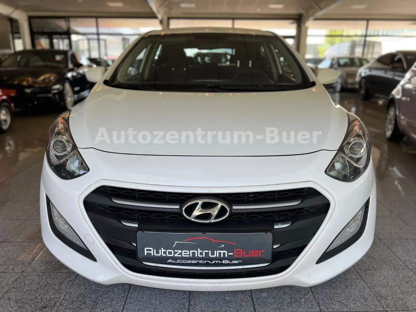 Hyundai i30 blue Classic Blanc - 1