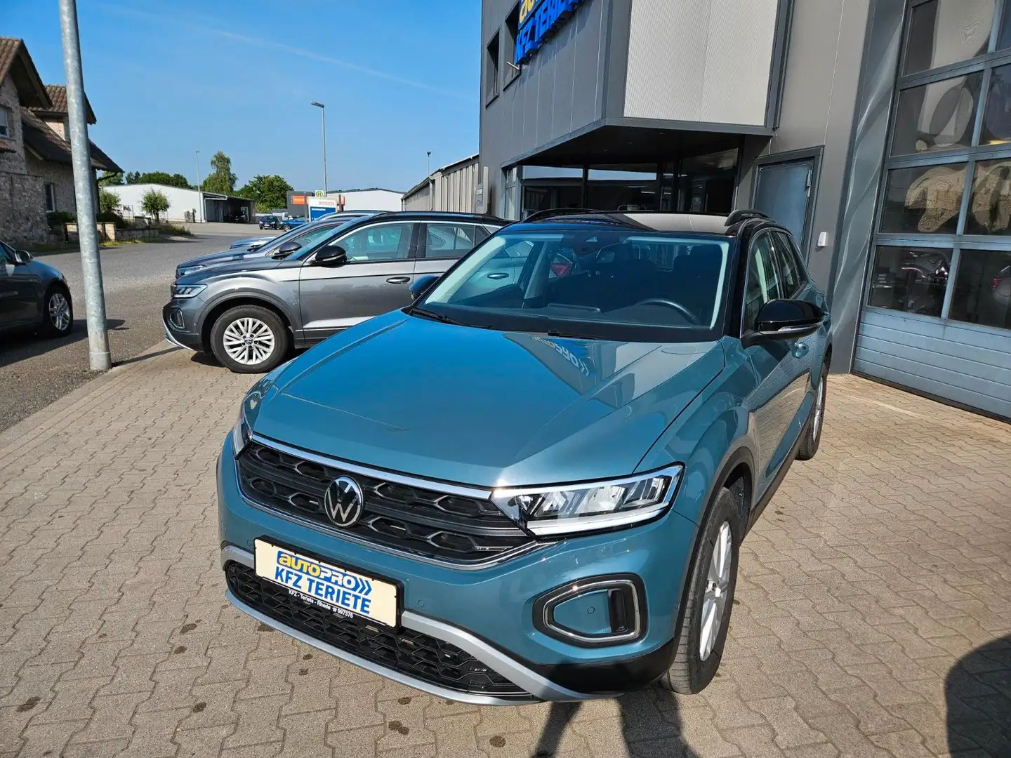 Volkswagen T-Roc Life LED ACC Navi App Azul - 2