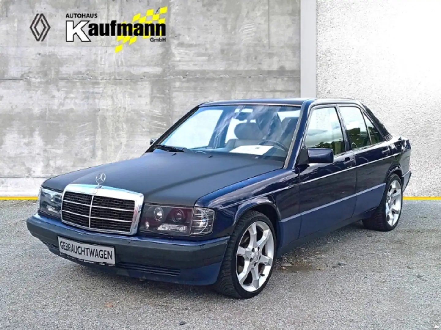 Mercedes-Benz 190 W201 E190 Lim 2.6 Blue - 1