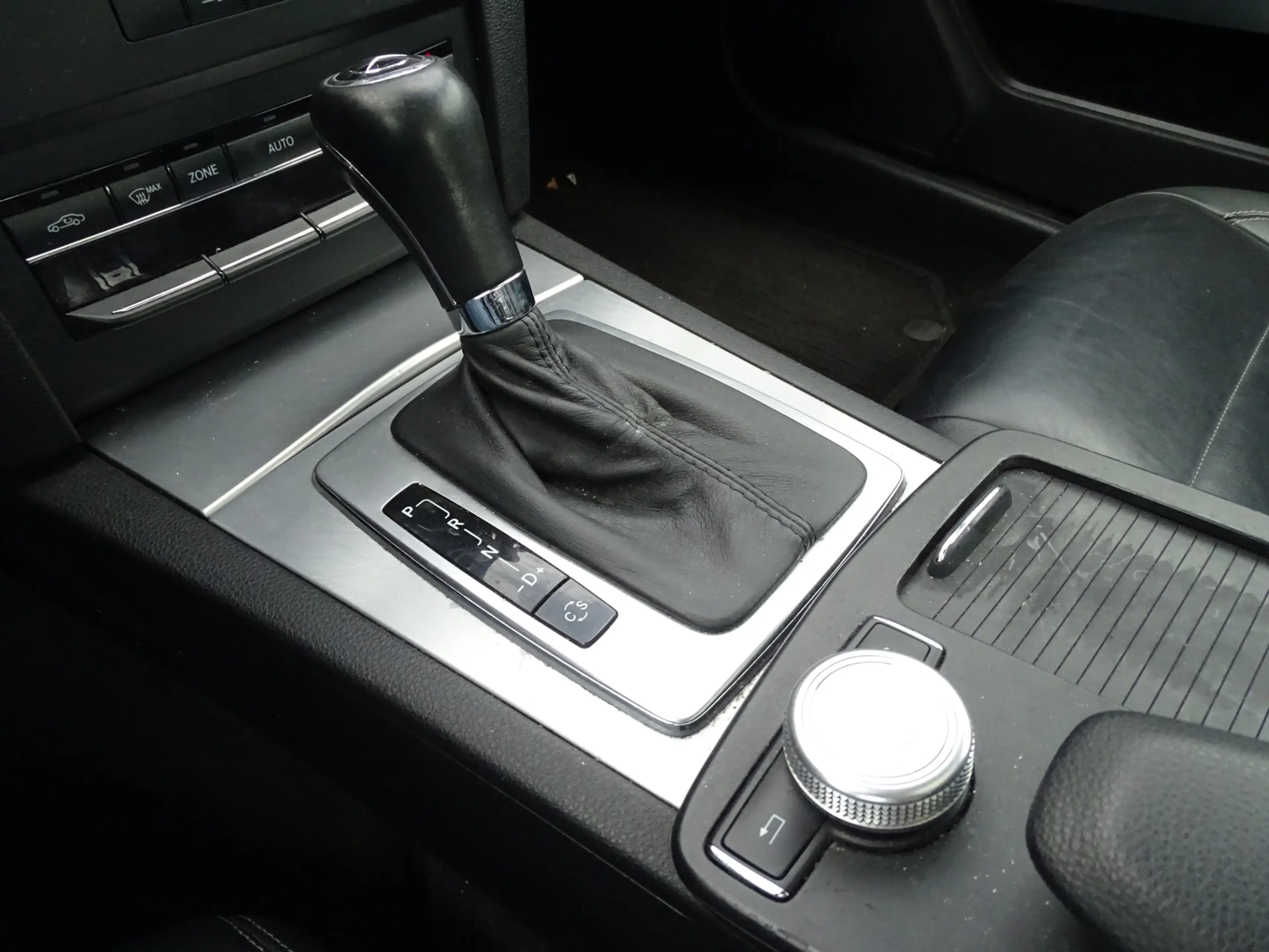 Mercedes-Benz E 250 Coupé CGI Elegance Automaat | Pano | Navi — photo 23
