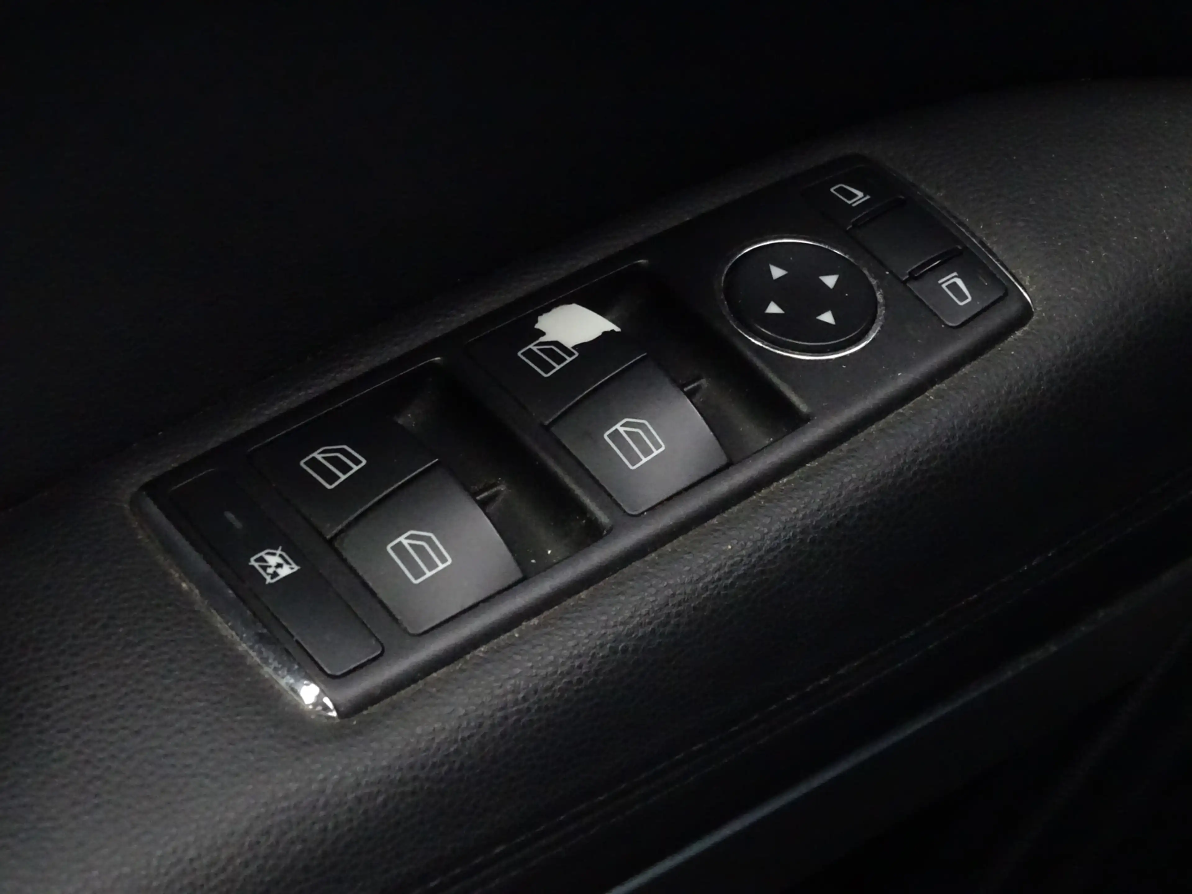 Mercedes-Benz E 250 Coupé CGI Elegance Automaat | Pano | Navi — photo 21
