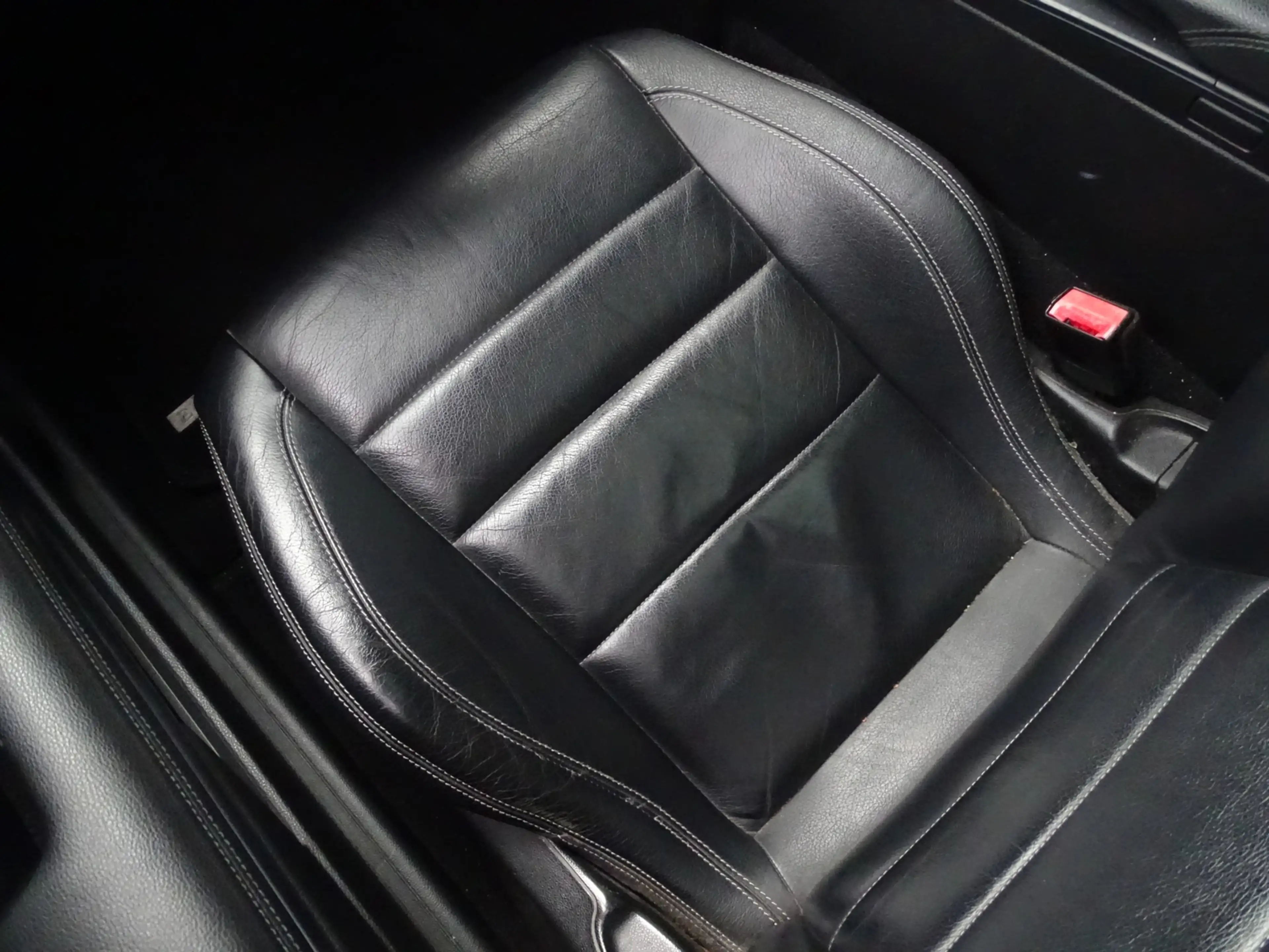Mercedes-Benz E 250 Coupé CGI Elegance Automaat | Pano | Navi — photo 27