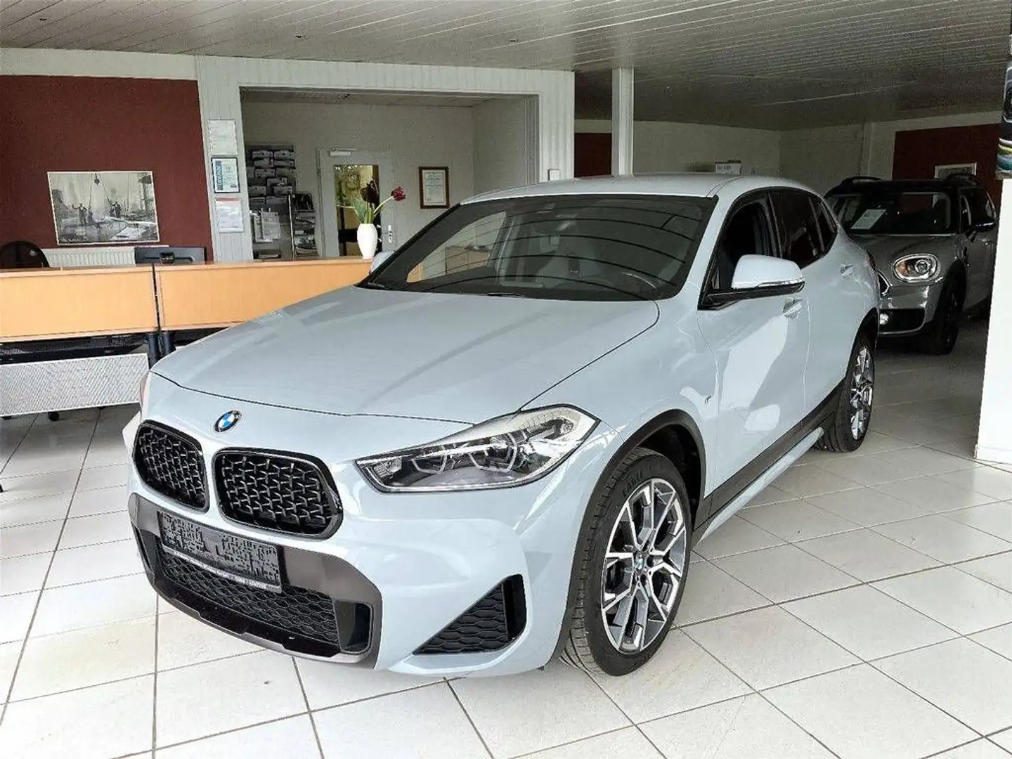 BMW X2 xDrive20iA Édition M-Sport X/Apple/HiFi/Navi%2B Gris - 1