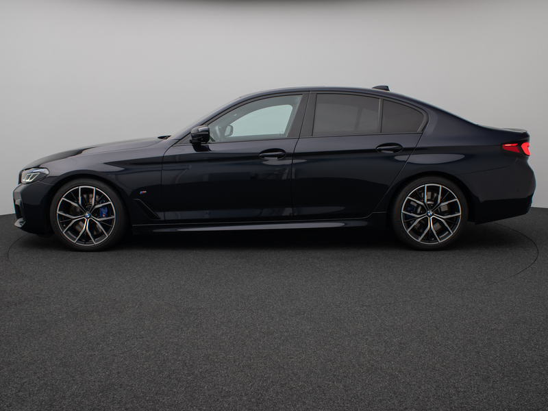 BMW 550 Glasdach Laser 360°HUD DAB H K SoftCl — photo 11